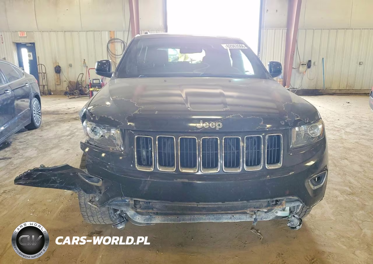 2014 Jeep Grand Cherokee Laredo VIN:1C4RJFAGXEC421684 - 5