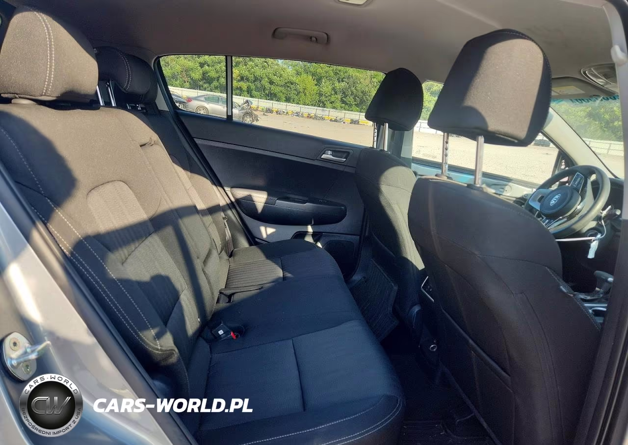 2022 Kia Sportage Lx VIN:KNDPMCAC0N7021328 - 11