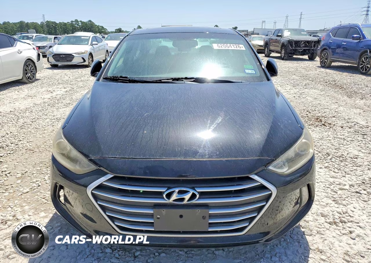 2018 Hyundai Elantra Value Edition VIN:KMHD84LF3JU586197 - 5