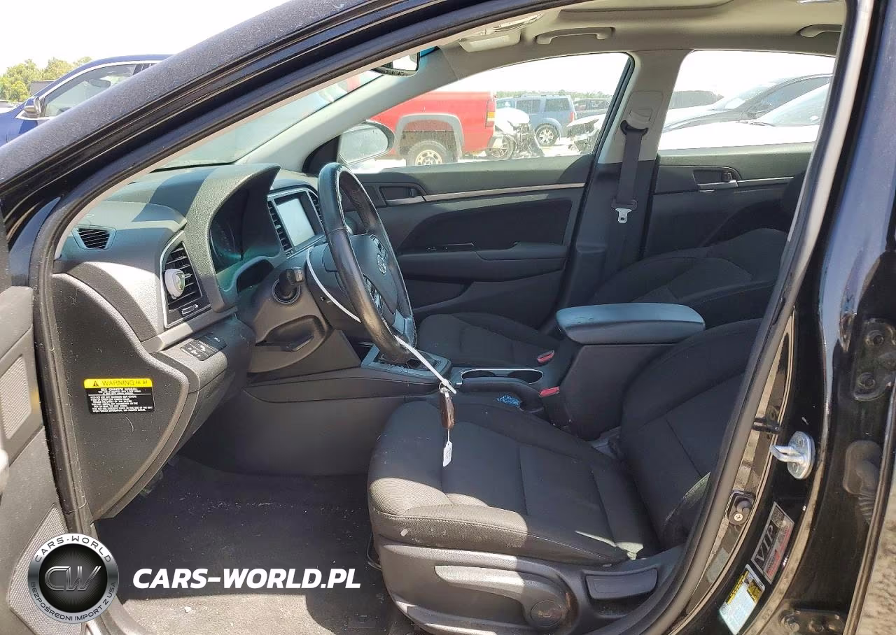 2018 Hyundai Elantra Value Edition VIN:KMHD84LF3JU586197 - 7