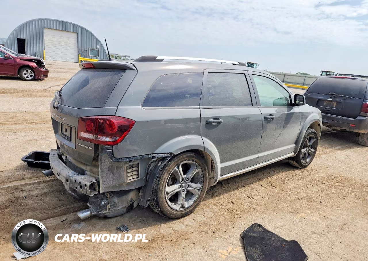 2019 Dodge Journey Crossroad VIN:3C4PDDGG3KT794947 - 3