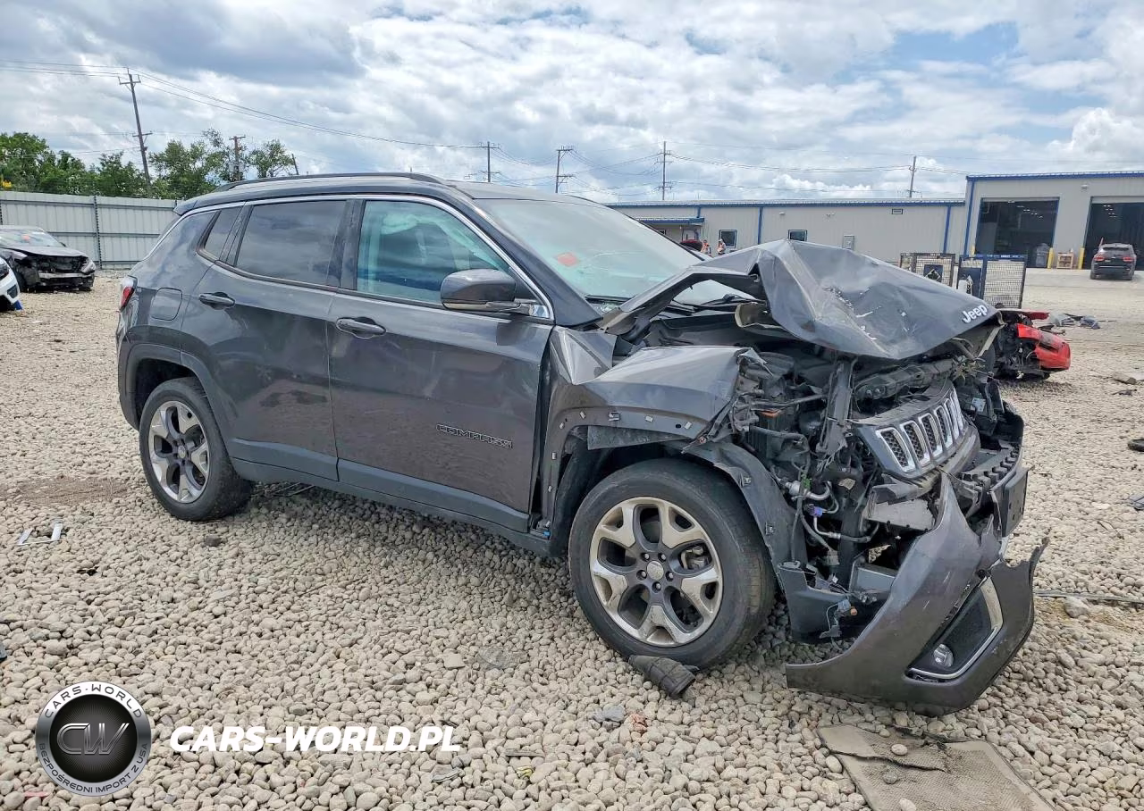 2018 Jeep Compass Limited VIN:3C4NJDCB2JT190508 - 4