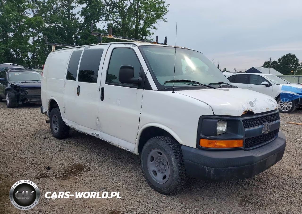 2008 Chevrolet Express G2500 VIN:1GCGG25C681147874 - 4