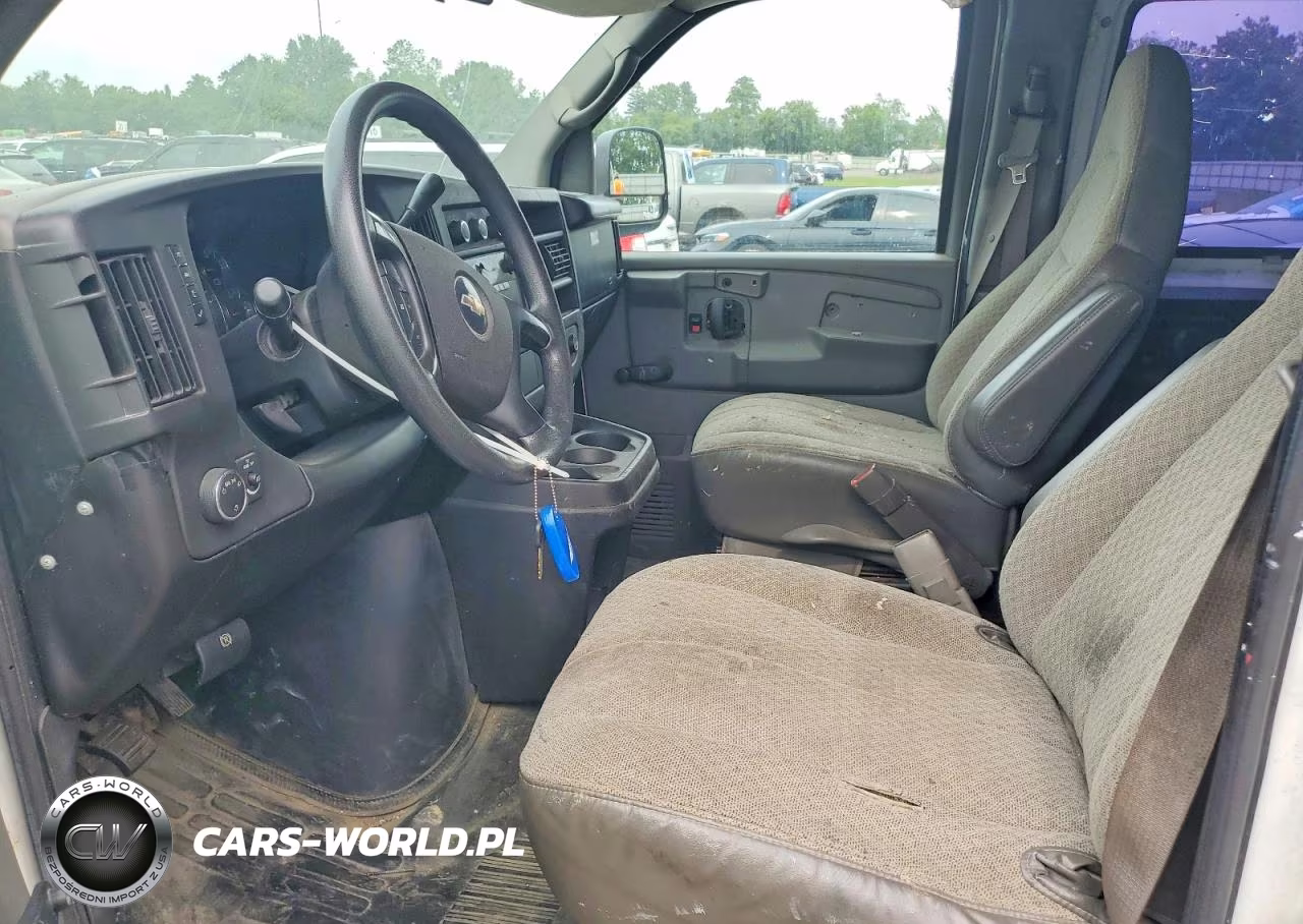 2008 Chevrolet Express G2500 VIN:1GCGG25C681147874 - 7