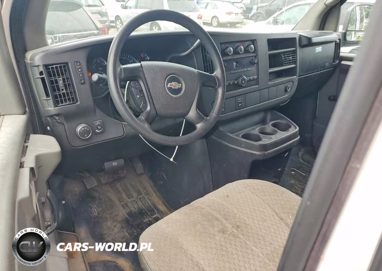 2008 Chevrolet Express G2500 VIN:1GCGG25C681147874 - 8
