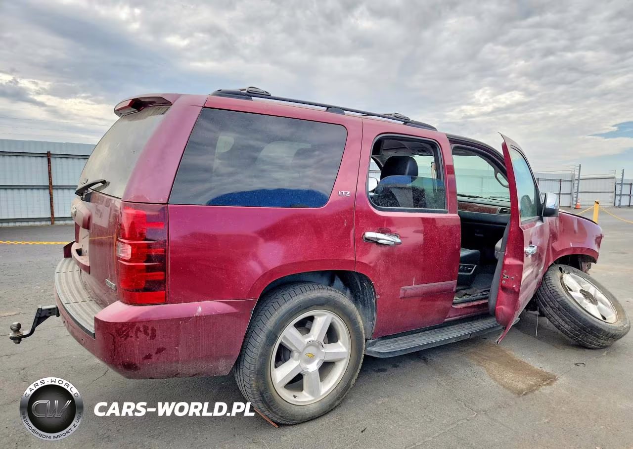 2007 Chevrolet Tahoe C1500 VIN:1GNFC13067R421298 - 3