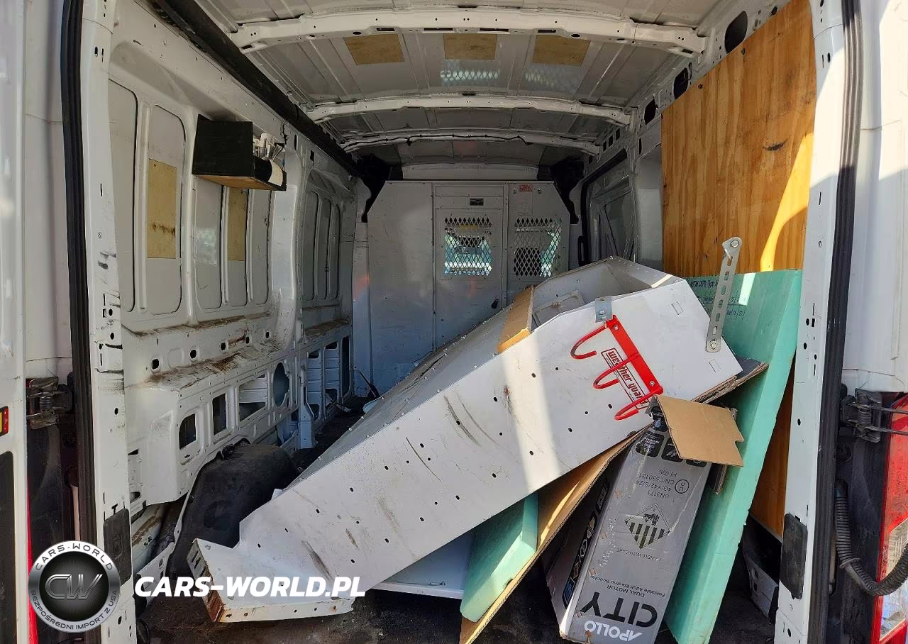 2018 Ford Transit T-250 VIN:1FTYR2CG6JKA80004 - 10