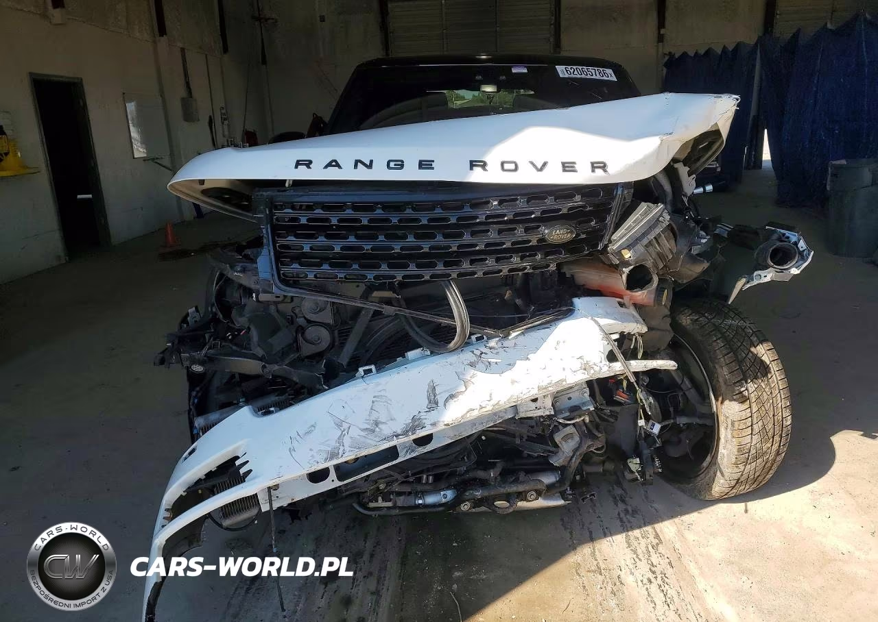 2017 Land Rover Range Rover Supercharged VIN:SALGS5FE9HA349472 - 5