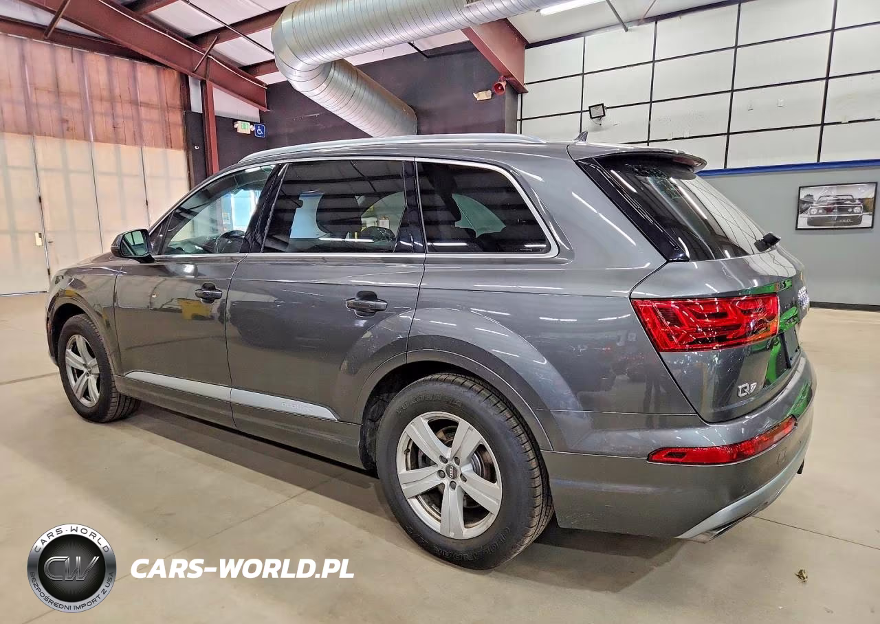 2019 Audi Q7 Premium Plus VIN:WA1LHAF70KD019833 - 2