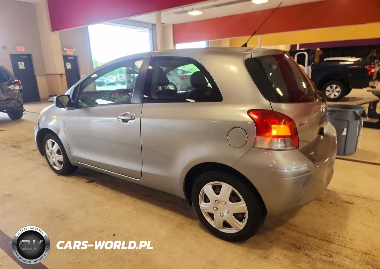 2010 Toyota Yaris Base VIN:JTDJT4K38A5279213 - 2