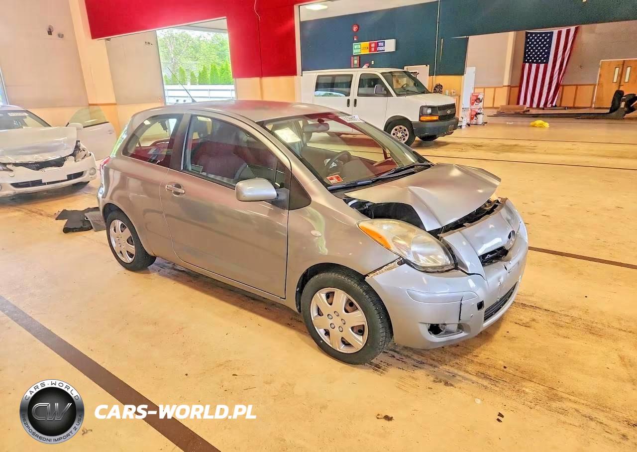2010 Toyota Yaris Base VIN:JTDJT4K38A5279213 - 4