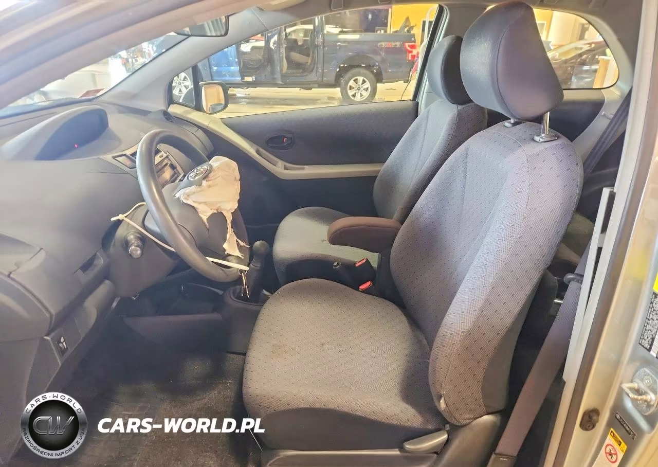 2010 Toyota Yaris Base VIN:JTDJT4K38A5279213 - 7