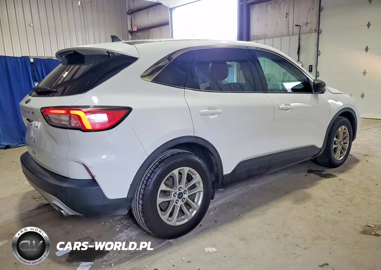 2022 Ford Escape Se VIN:1FMCU0G62NUA46453 - 3