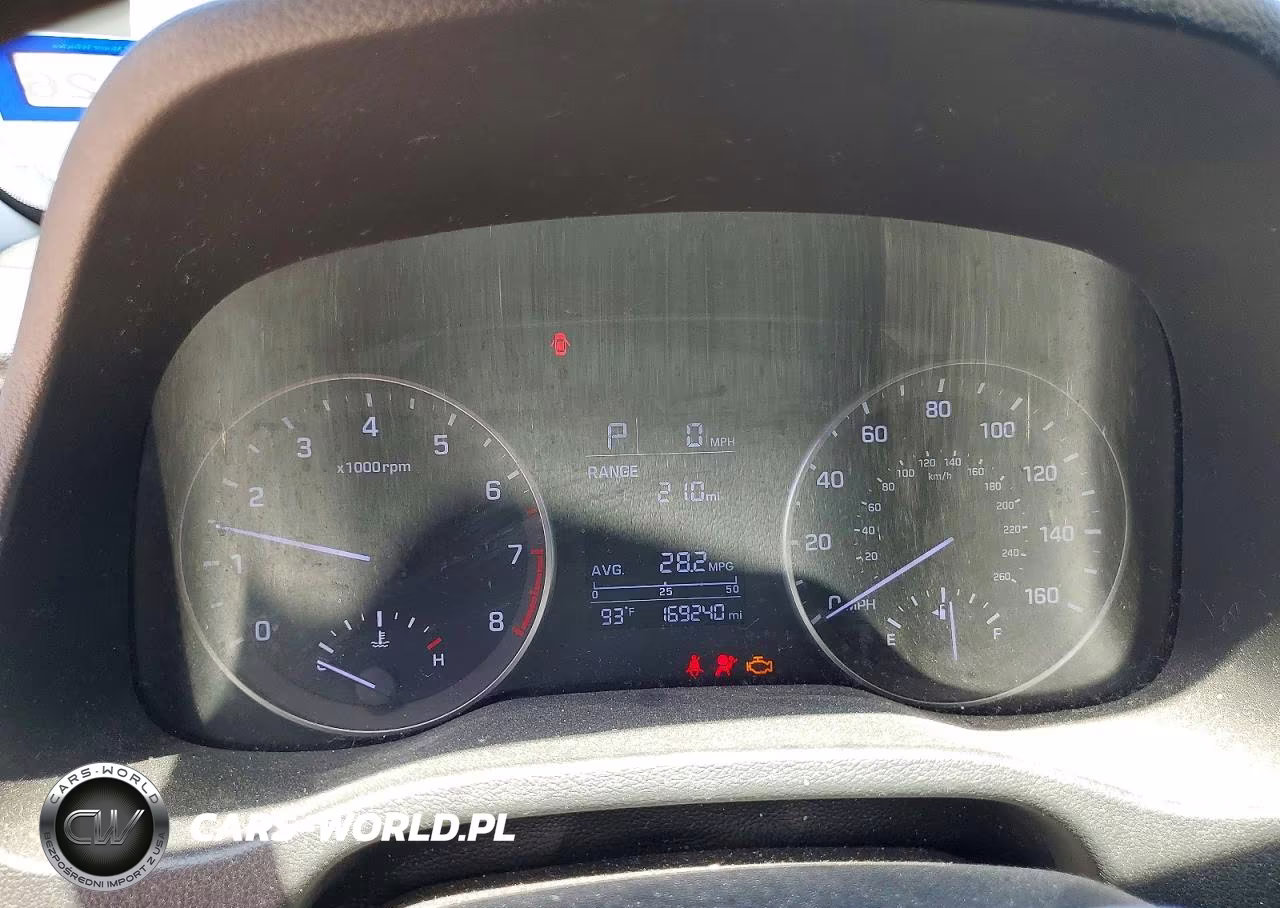 2017 Hyundai Elantra Se VIN:5NPD84LF7HH098749 - 9