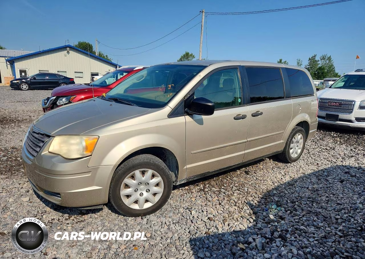 2008 Chrysler Town & Country Lx