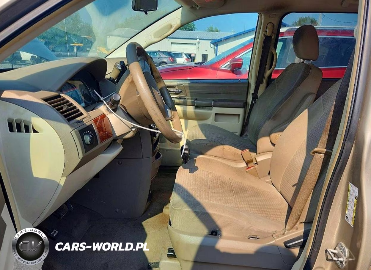 2008 Chrysler Town & Country Lx VIN:2A8HR44HX8R743386 - 7