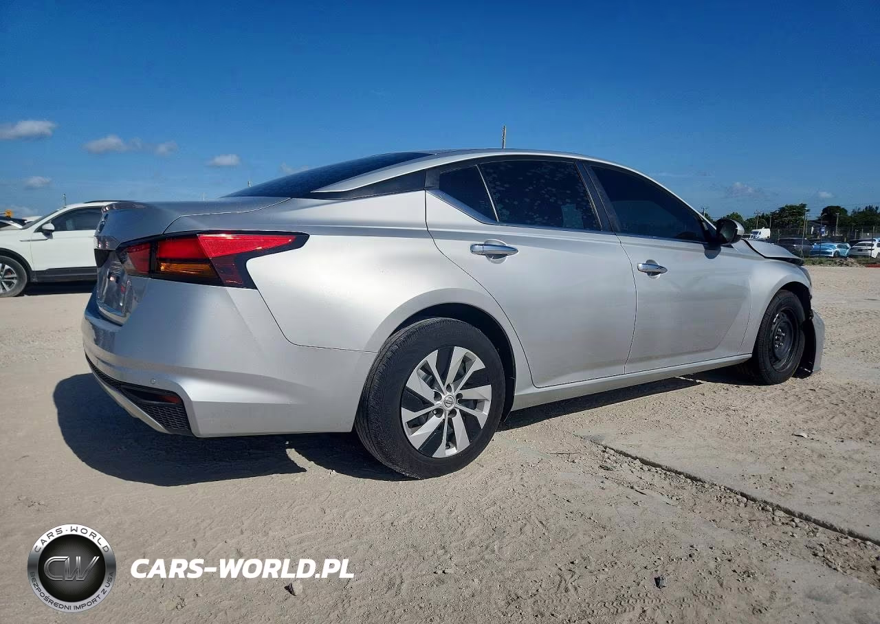 2023 Nissan Altima S VIN:1N4BL4BV2PN311920 - 3