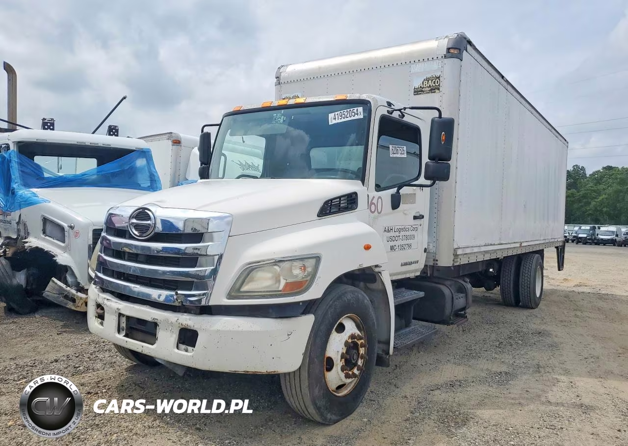 2013 Hino 195 Trucks VIN:5PVNV8JV2D4S53447 - 1