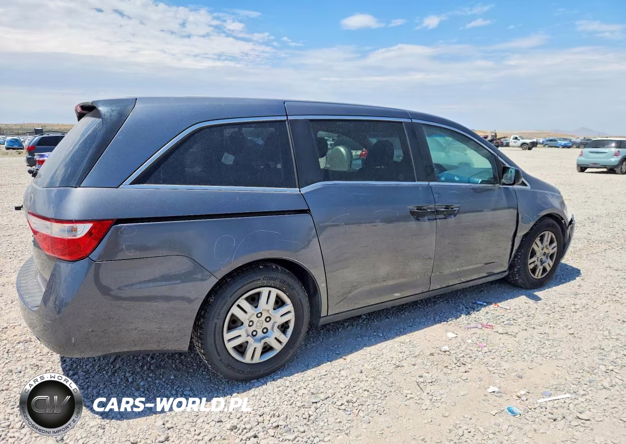 2011 Honda Odyssey Lx VIN:5FNRL5H24BB066721 - 3