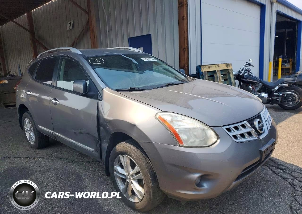 2013 Nissan Rogue S VIN:JN8AS5MV8DW647271 - 4
