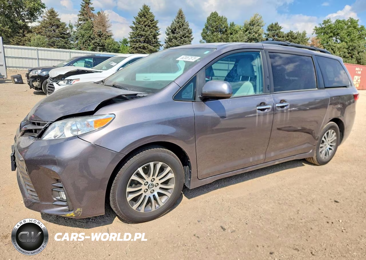 2019 Toyota Sienna Xle 8-Passenger