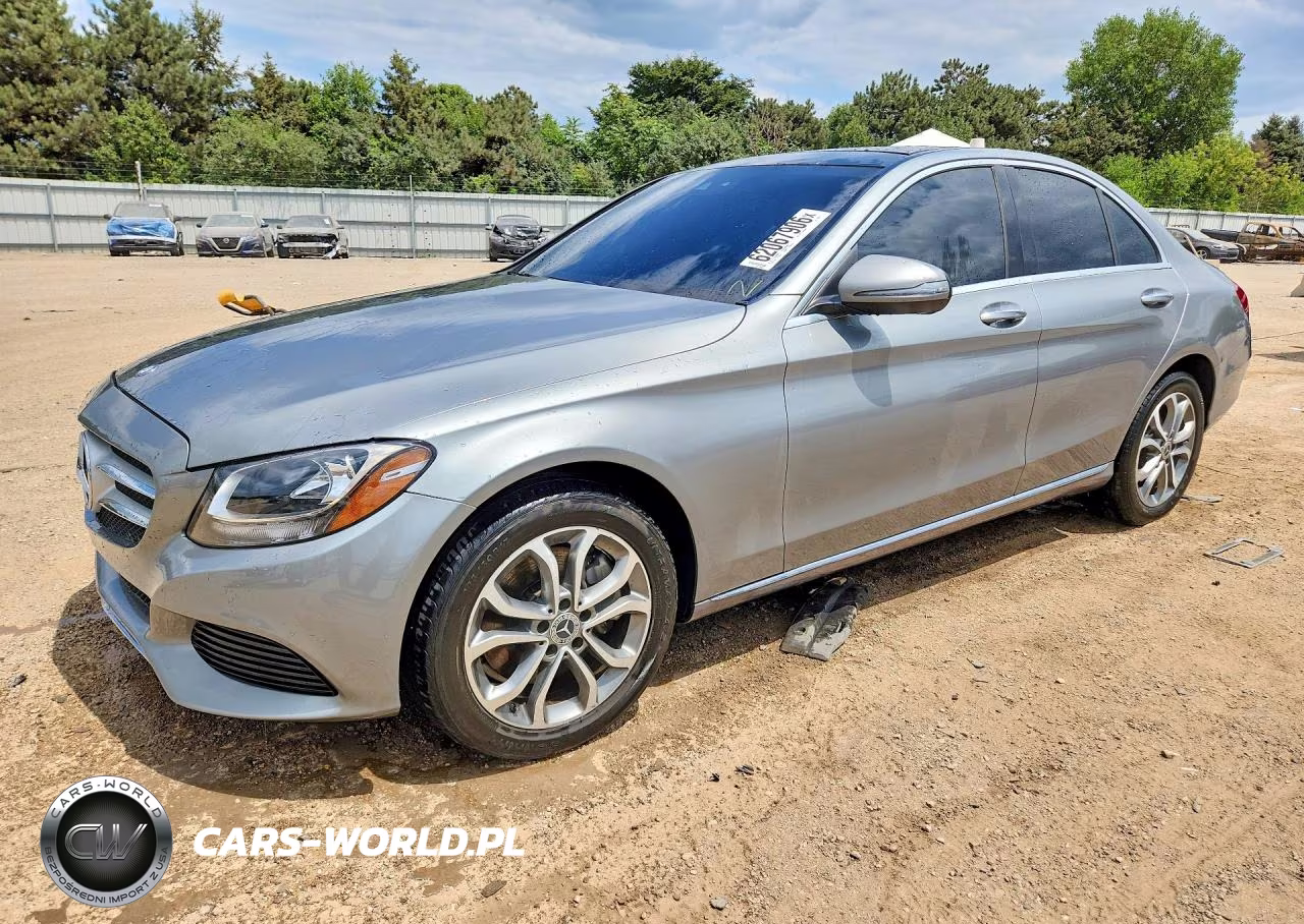 2016 Mercedes-Benz C 300 4Matic VIN:55SWF4KB2GU139829 - 1