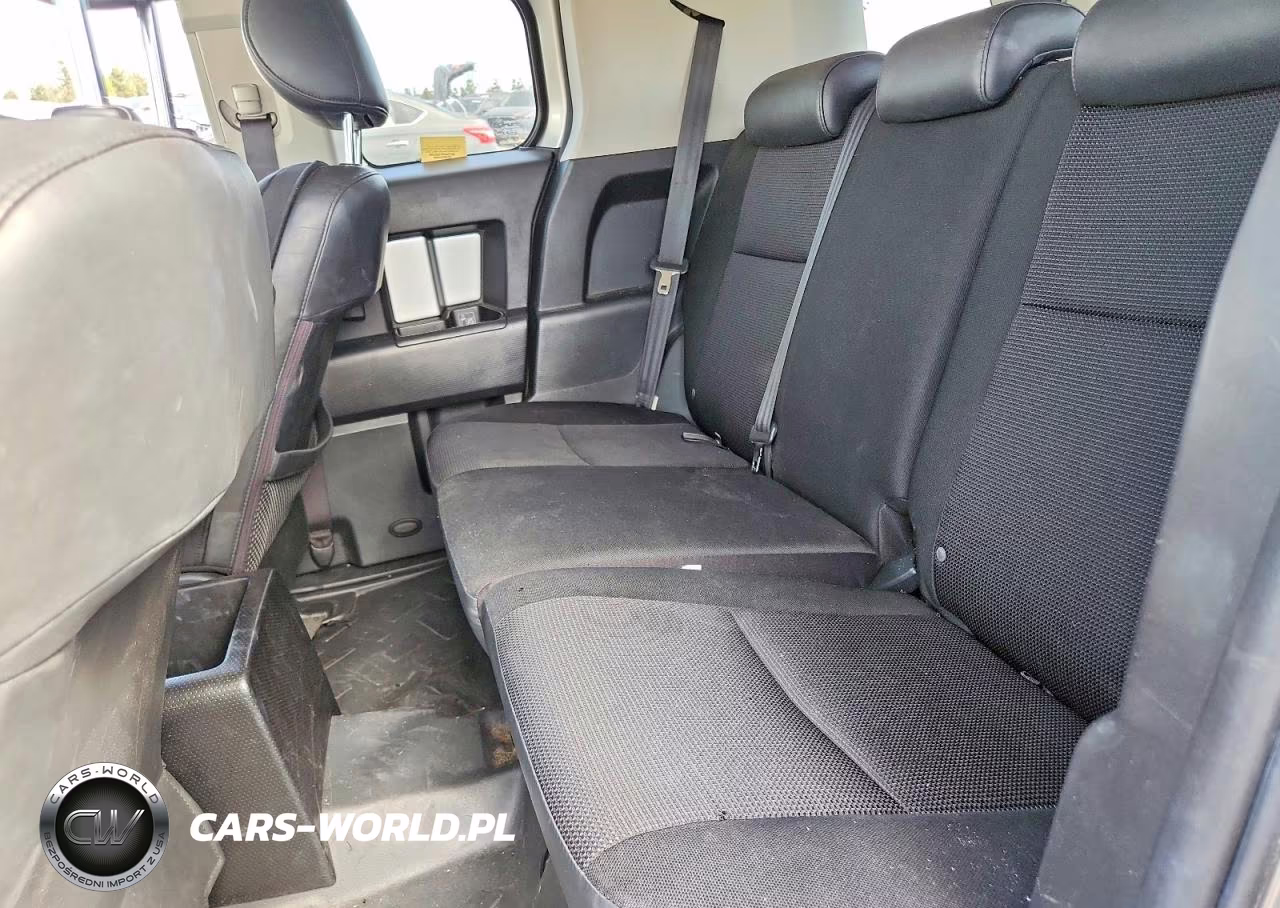 2007 Toyota Fj Cruiser Base VIN:JTEZU11F370016817 - 11