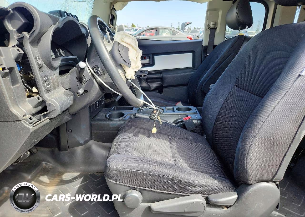 2007 Toyota Fj Cruiser Base VIN:JTEZU11F370016817 - 7