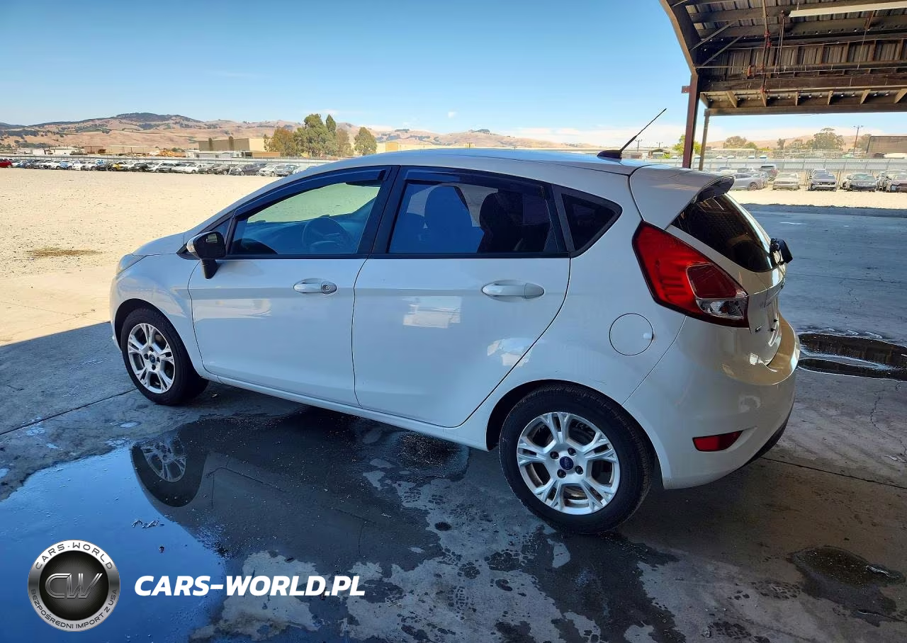 2015 Ford Fiesta Se VIN:3FADP4EJ8FM195914 - 2