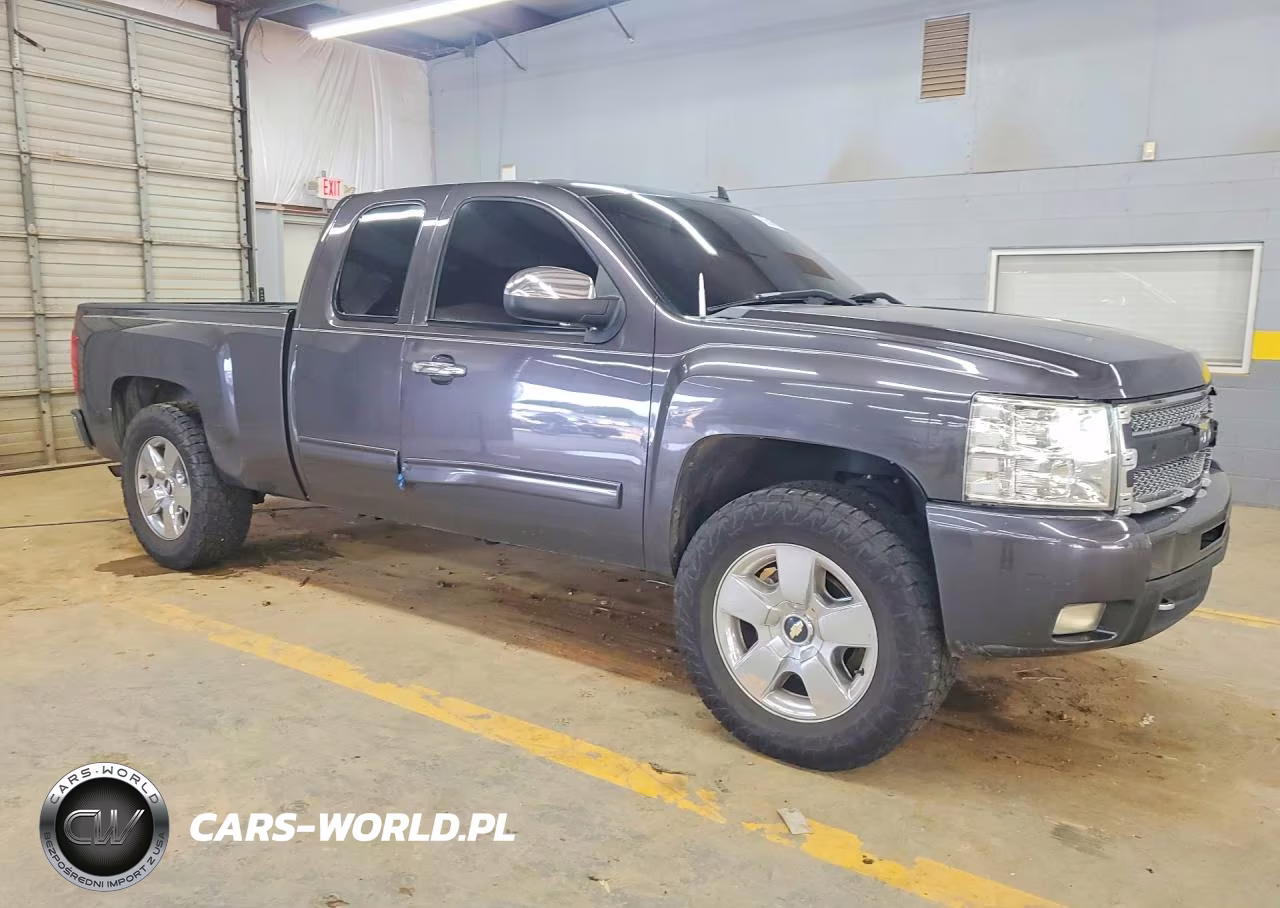 2010 Chevrolet Silverado C1500 Ltz VIN:1GCSCTE00AZ137897 - 4