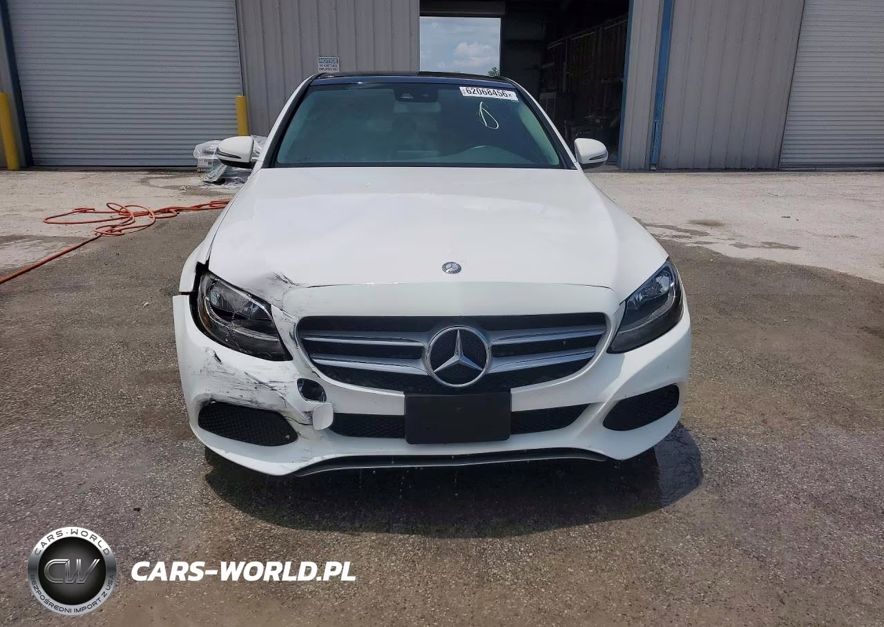 2017 Mercedes-Benz C 300 VIN:55SWF4JB8HU196250 - 5