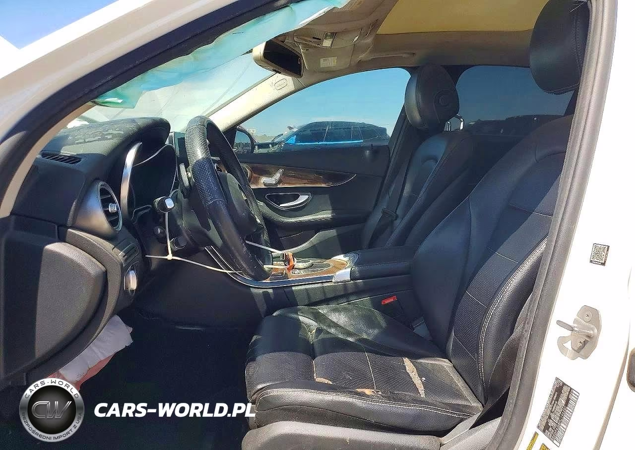 2017 Mercedes-Benz C 300 VIN:55SWF4JB8HU196250 - 7