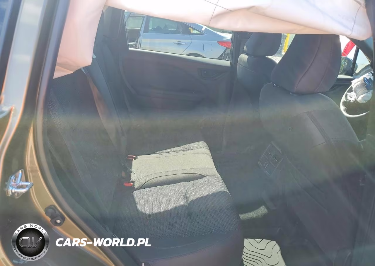 2025 Subaru Forester Premium VIN:JF2SLDDC9SH514219 - 11