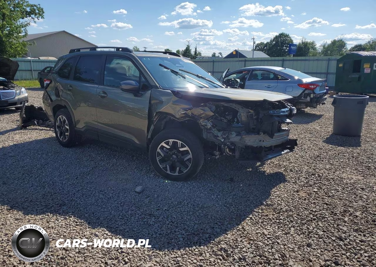 2025 Subaru Forester Premium VIN:JF2SLDDC9SH514219 - 4