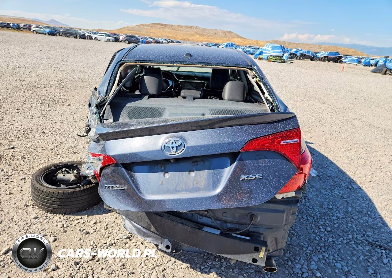 2018 Toyota Corolla Xse VIN:5YFBURHE5JP770672 - 6