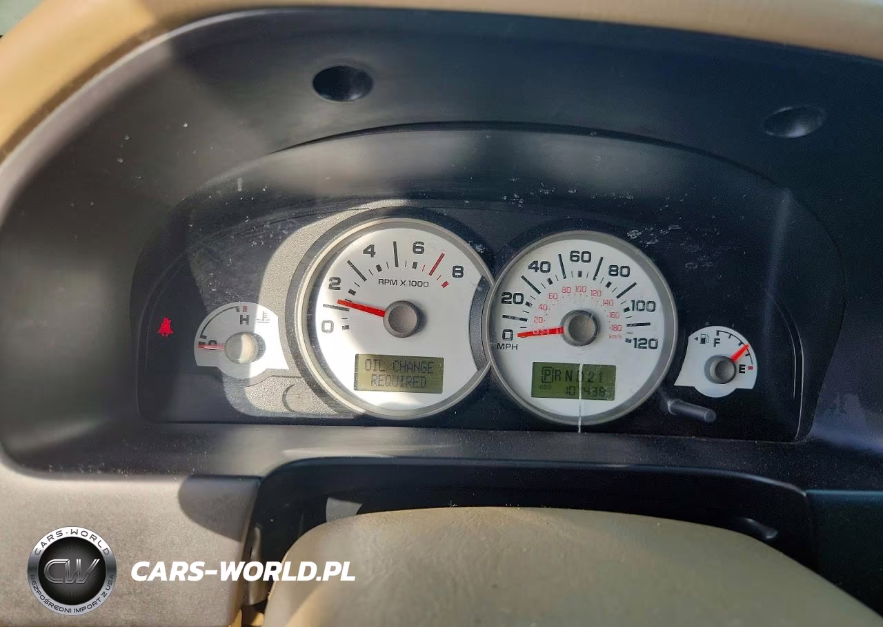 2007 Ford Escape Limited VIN:1FMYU04137KA75313 - 9