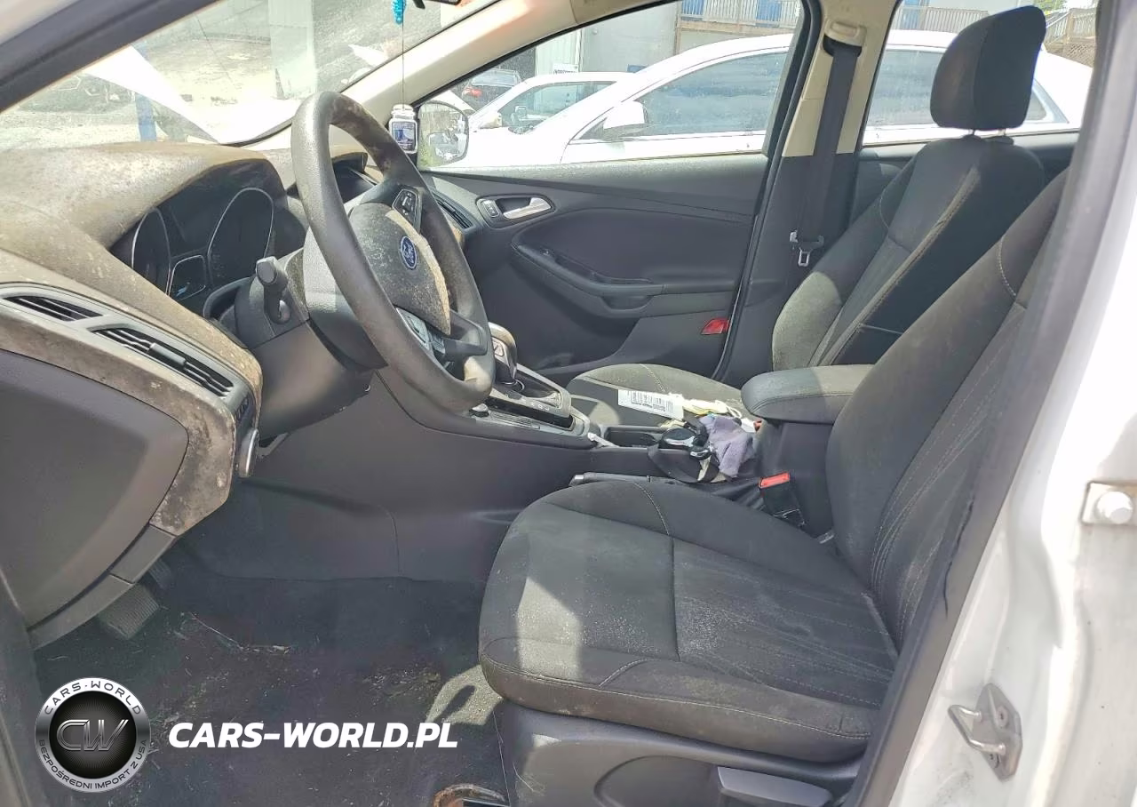 2016 Ford Focus Se VIN:1FADP3F20GL347981 - 7