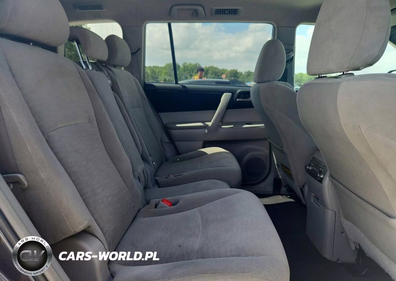 2013 Toyota Highlander Plus VIN:5TDZA3EH5DS043000 - 11