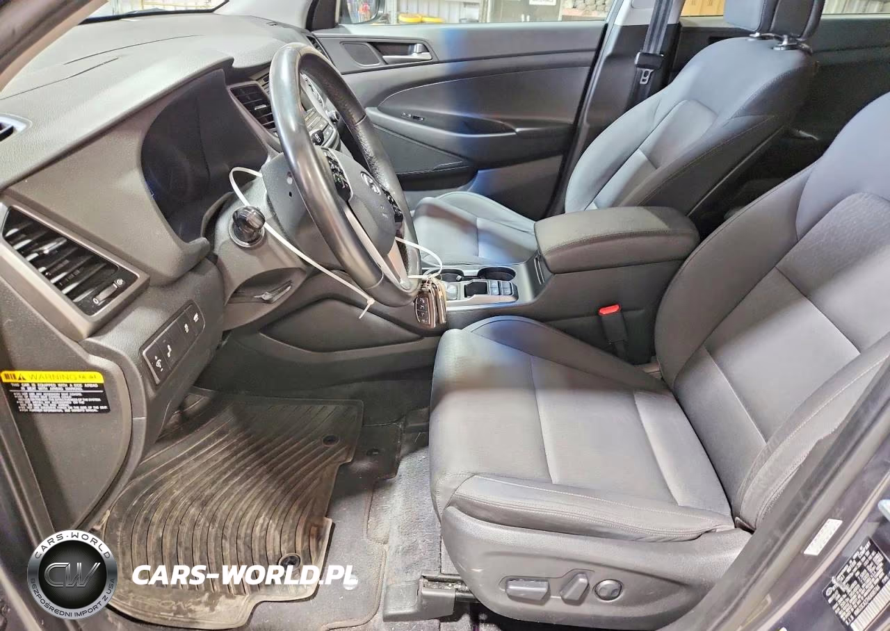 2017 Hyundai Tucson Sport VIN:KM8J3CA27HU498744 - 7
