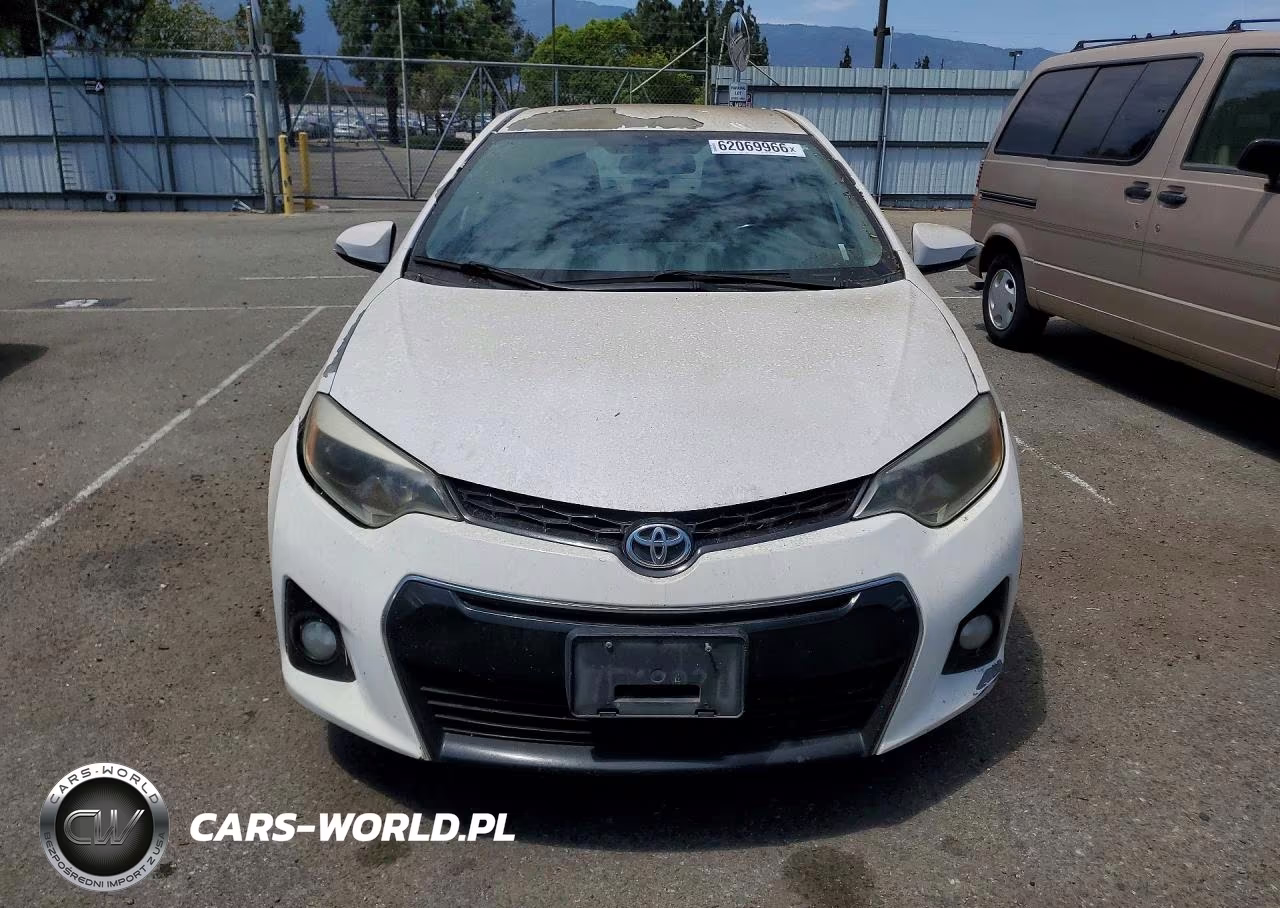 2014 Toyota Corolla S VIN:5YFBURHE7EP103589 - 5