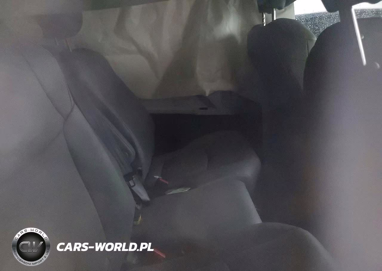 2025 Toyota Sienna Xle 8-Passenger VIN:5TDYRKEC1SS276632 - 11