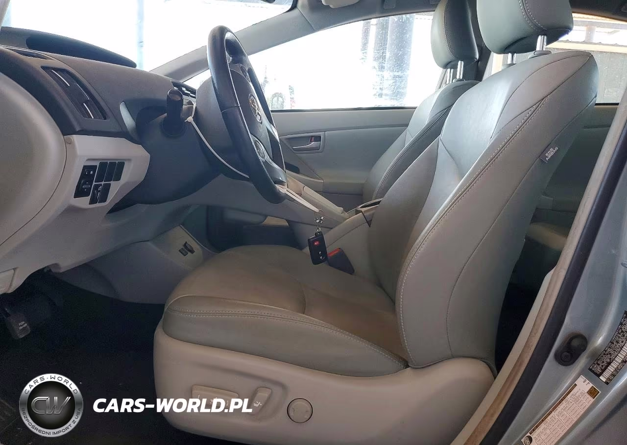 2015 Toyota Prius Four VIN:JTDKN3DU5F1988811 - 7