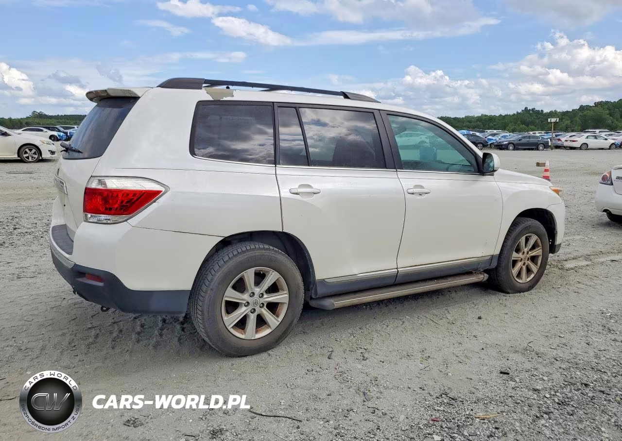2013 Toyota Highlander Plus VIN:5TDZA3EH5DS044762 - 3