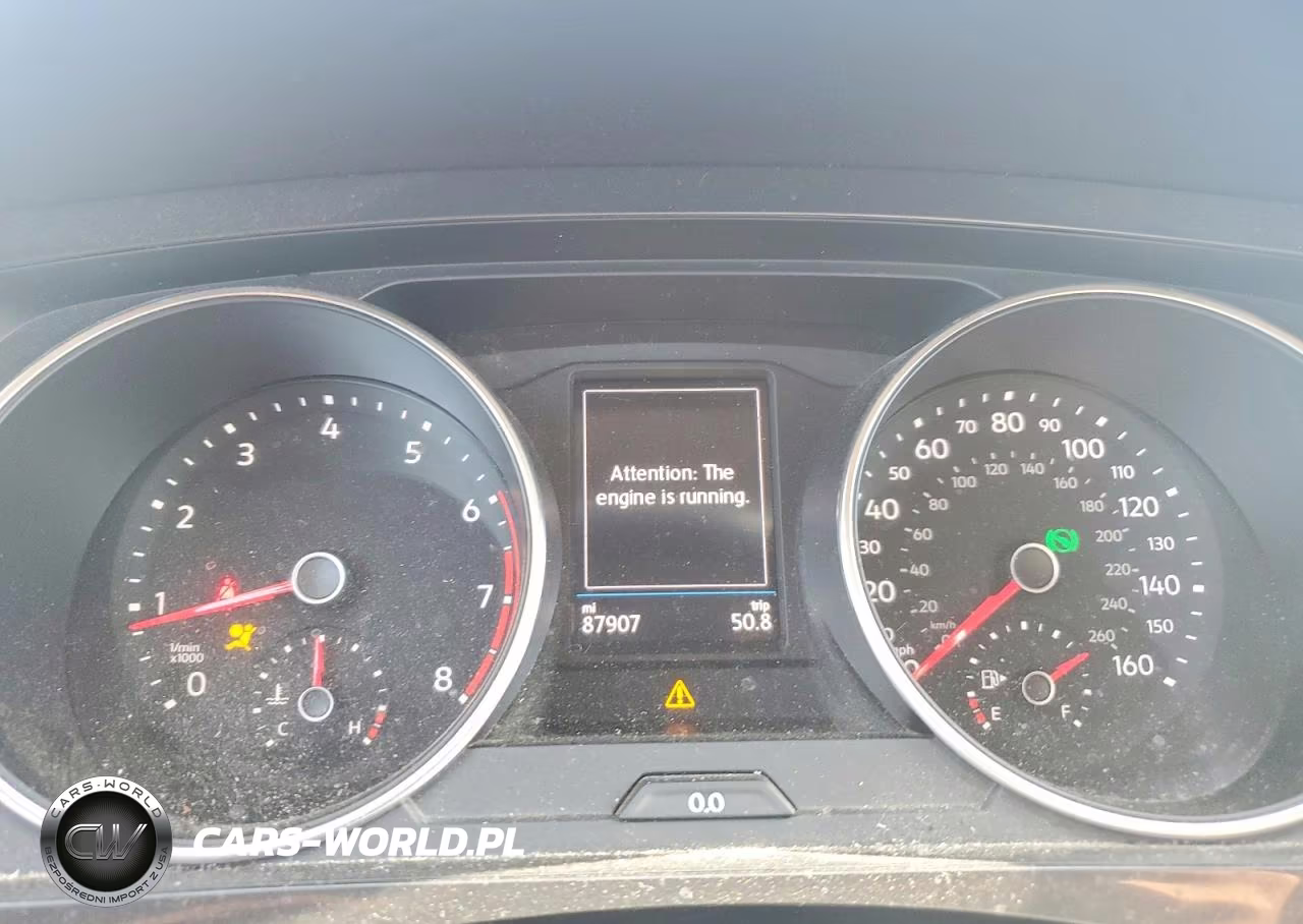 2018 Volkswagen Tiguan S VIN:3VV0B7AX8JM083238 - 9