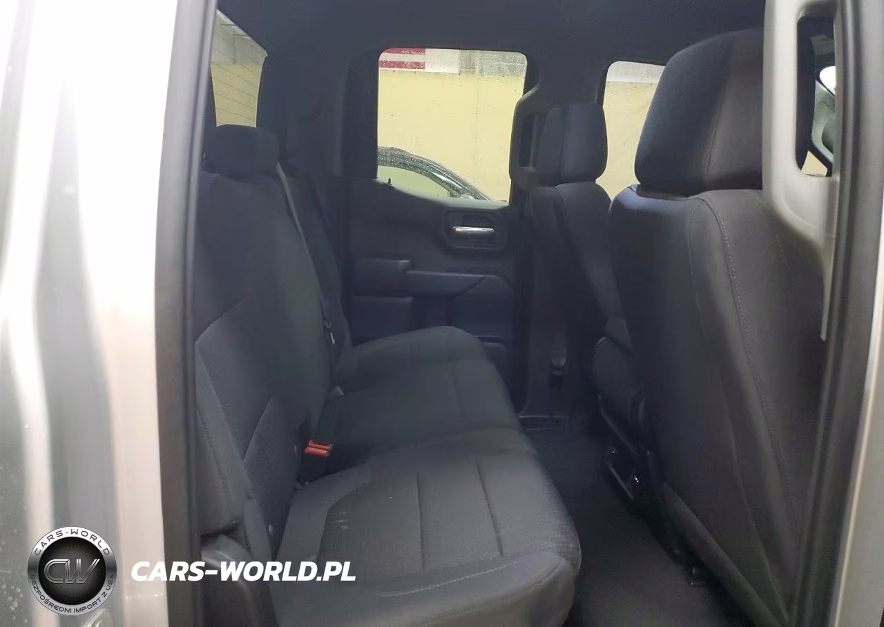 2021 Chevrolet Silverado K1500 Custom VIN:1GCRYBEK6MZ343886 - 10