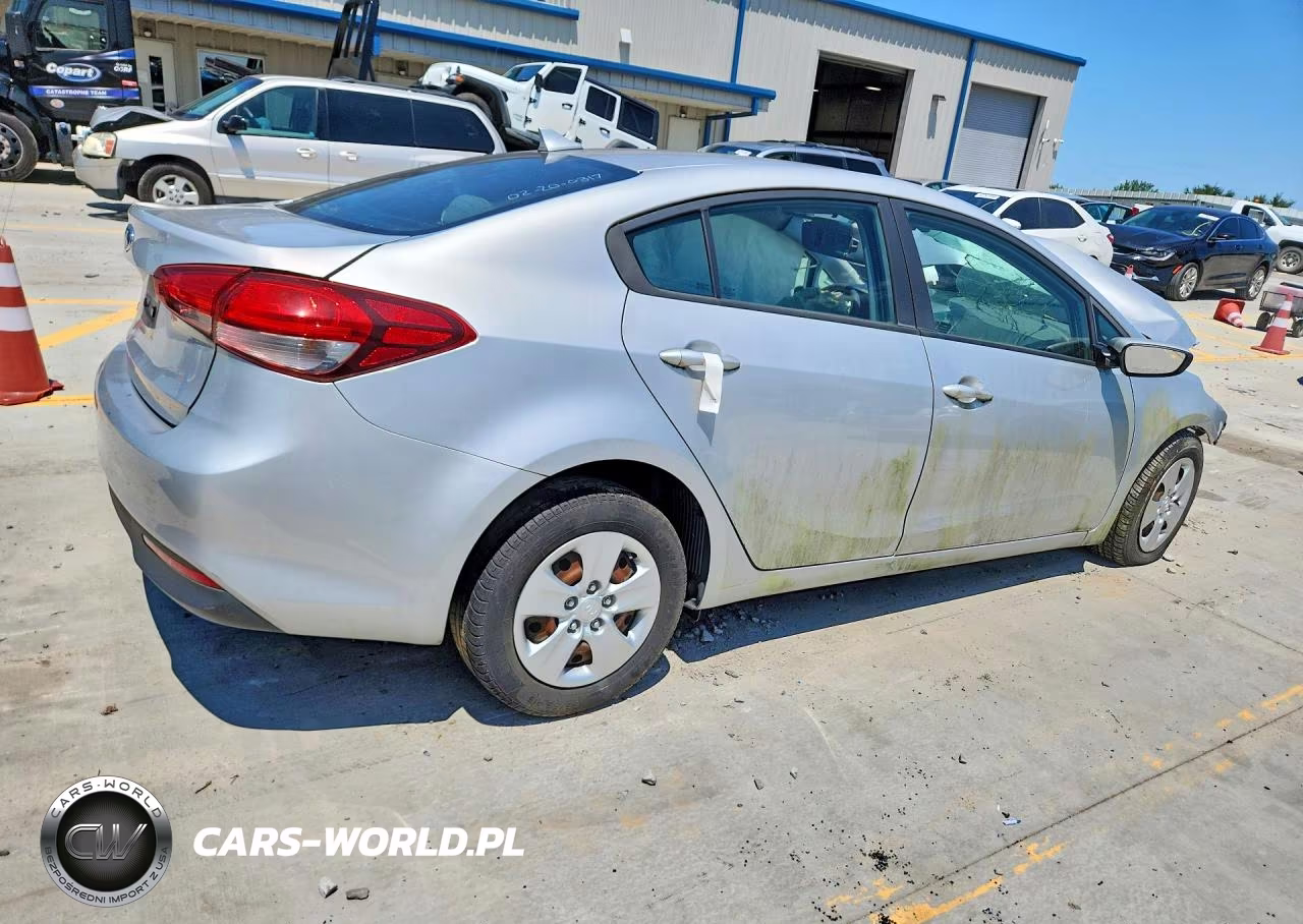2017 Kia Forte Lx VIN:3KPFK4A74HE066173 - 3