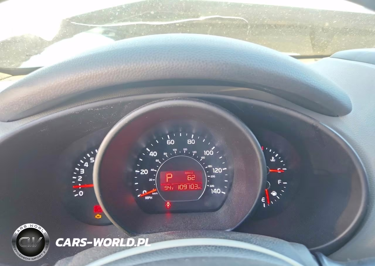 2015 Kia Soul + VIN:KNDJP3A51F7187891 - 9