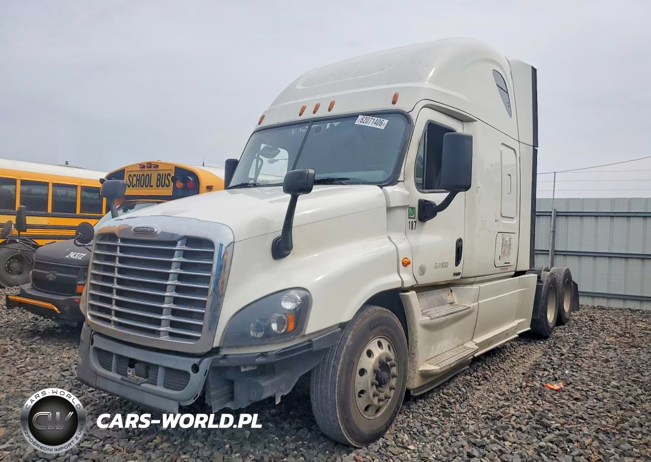 2018 Freightliner Cascadia 1 - Semi Truck – zdjęcie 1 z 14
