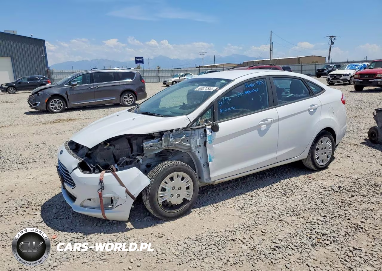 2017 Ford Fiesta S – zdjęcie 1 z 12