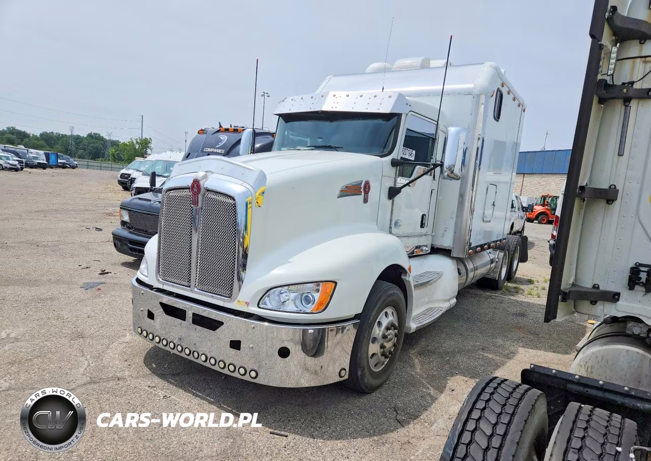 2013 Kenworth Constructi - Semi Truck